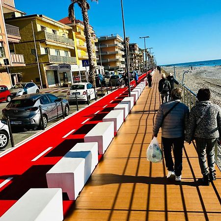 Appartamento Al Mare Вентимиля Екстериор снимка